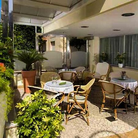 Hotel Acerboli Rimini Dış mekan fotoğraf
